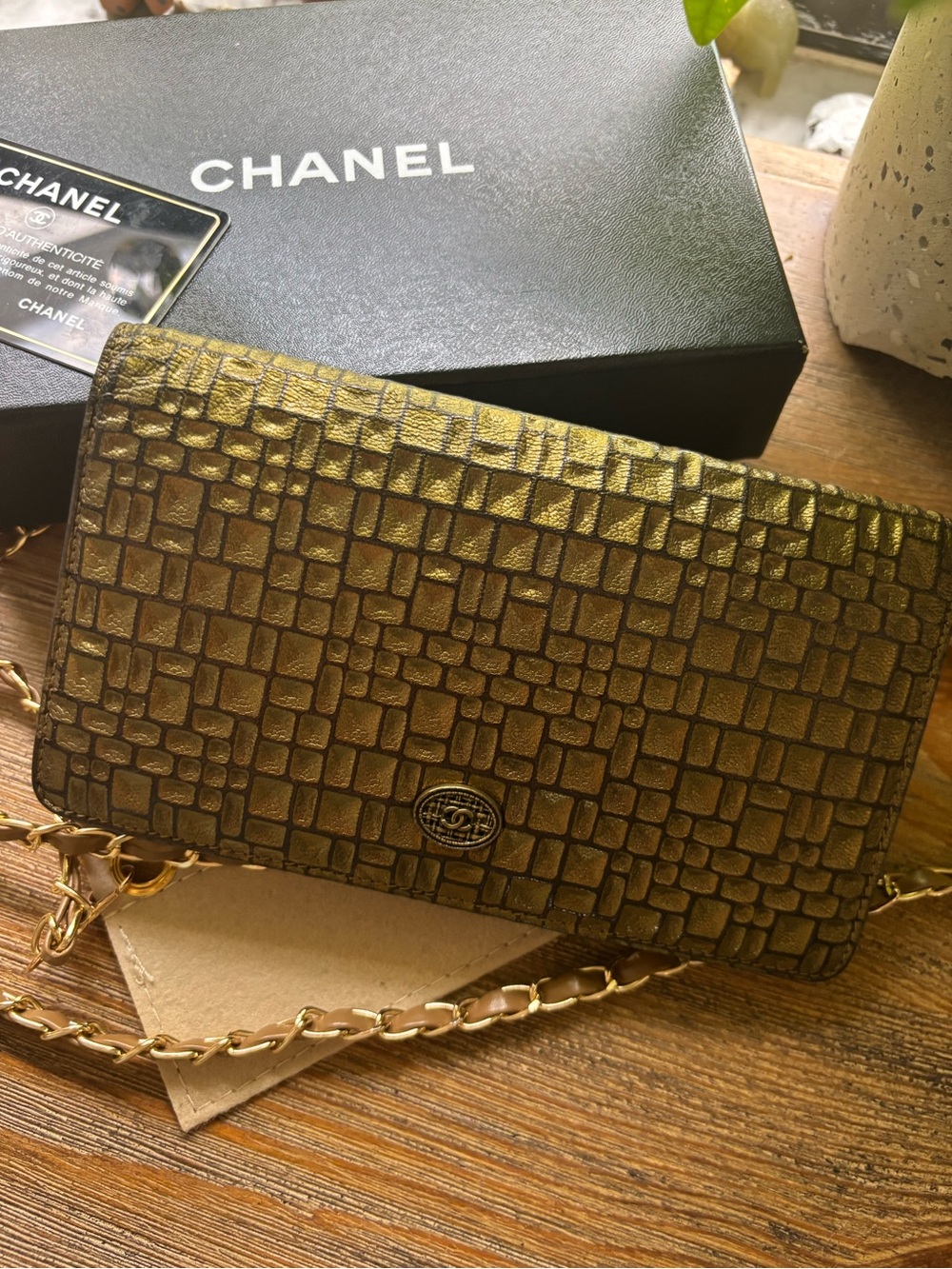 CHANEL Metallic Bronze Mosaic Tile Texture Wallet w/ Box & Crossbody Chain RARE - Picture 12 of 17